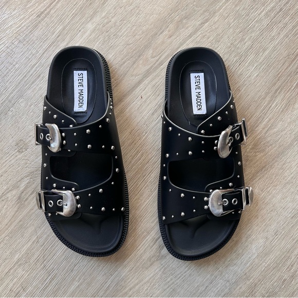 Steve Madden Connely Buckle Slide Sandal - Picture 1 of 11